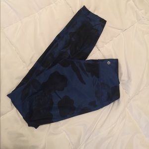 FLASH SALE Adorable Lululemon leggings