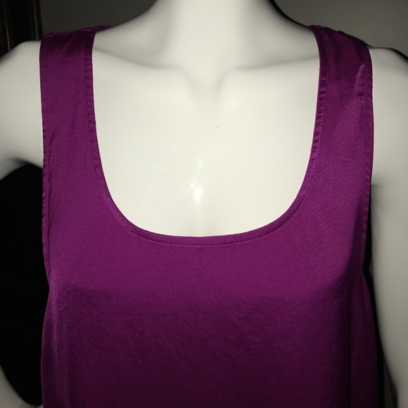 Guess Solid Inbloom Bi-Level Top - Picture 7 of 8