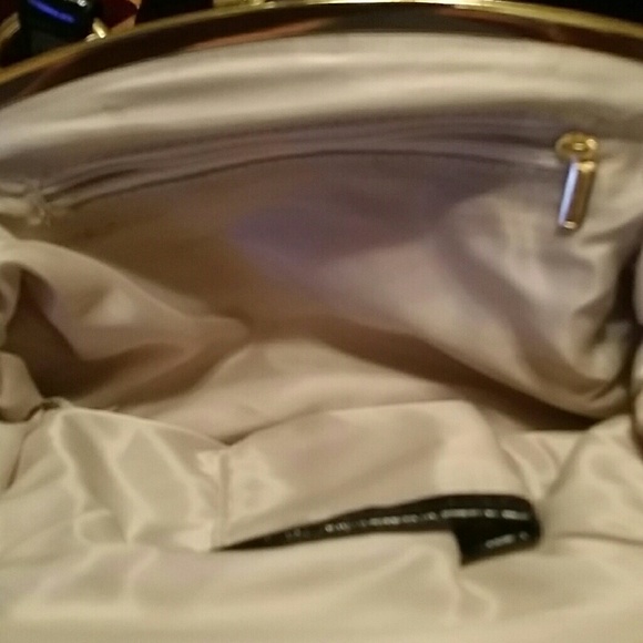 Purse - Picture 2 of 2