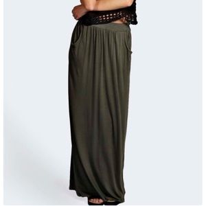 Lizbeth Pocket Front Jersey Maxi Skirt