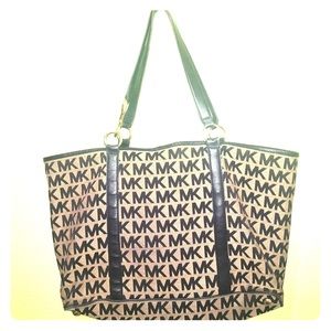 Large Michael Kors tote