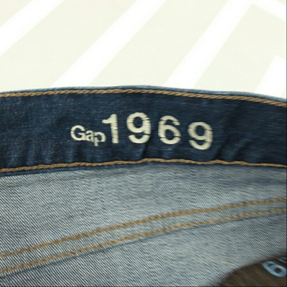 ✂ Gap button fly jean skirt - Picture 5 of 6