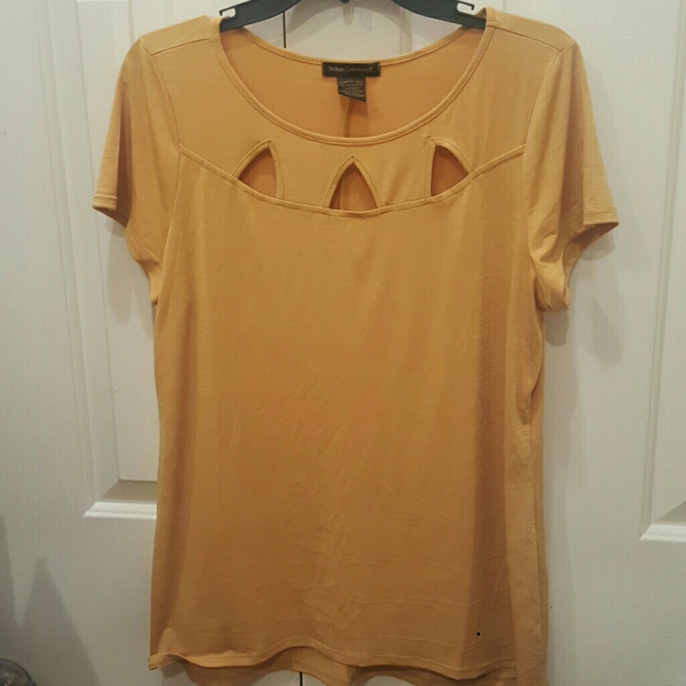 Mustard color top!