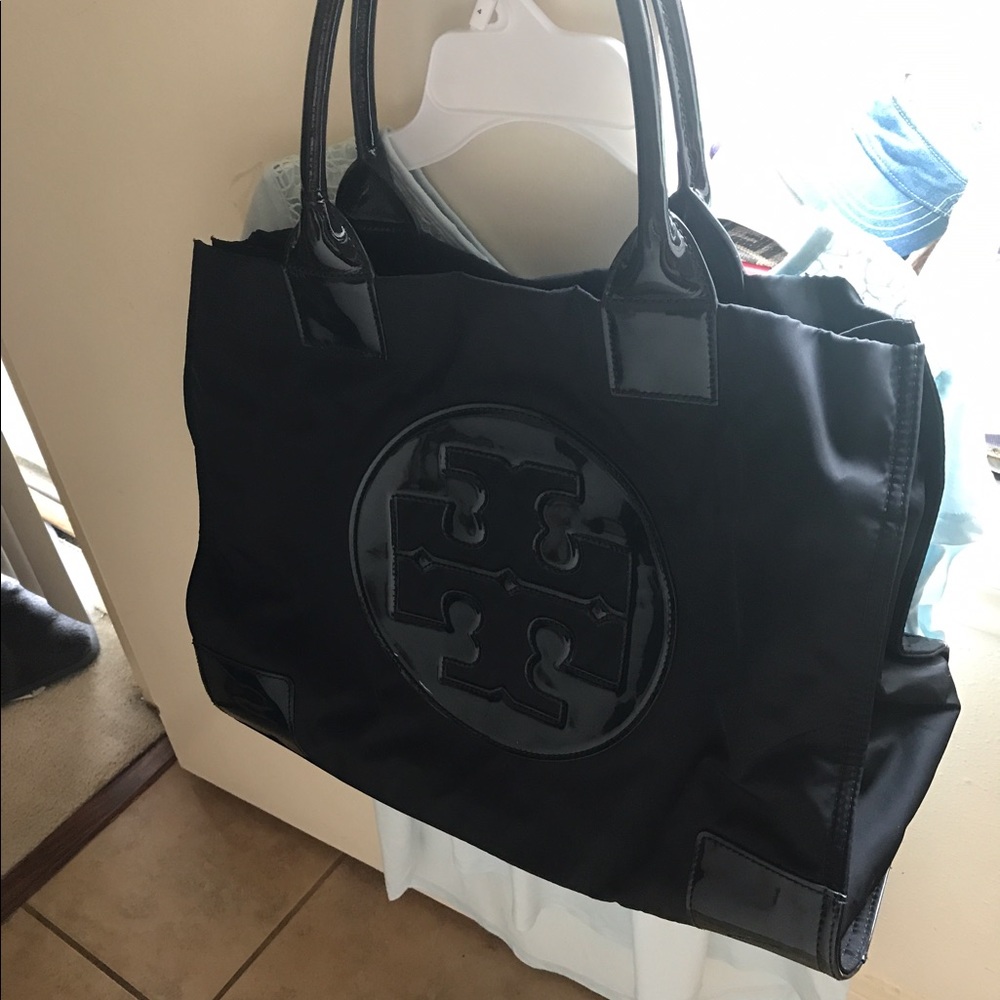 Tory burch purse