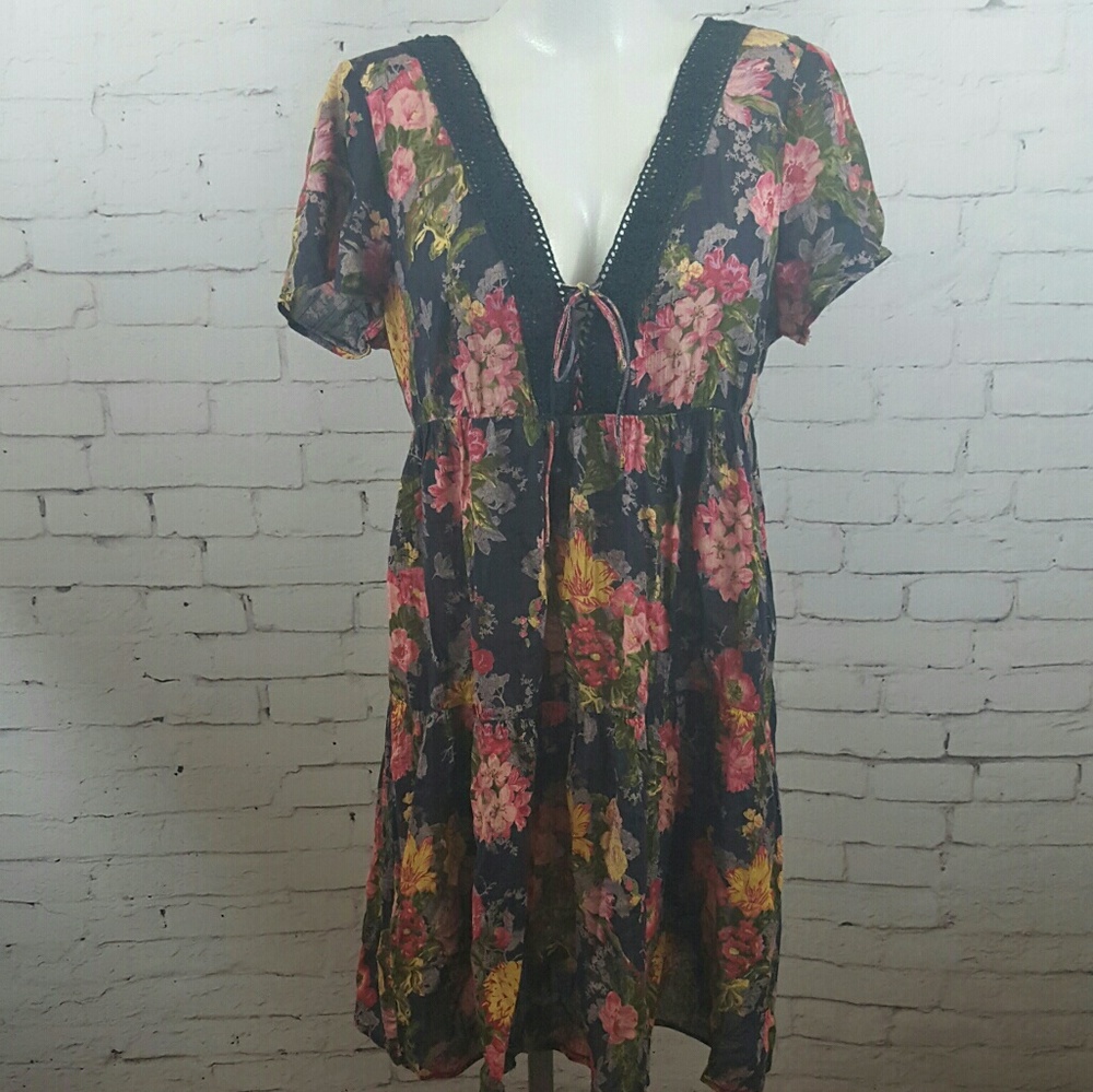 Label of Graded Goods (L.O.G.G.) Floral BOHO dress