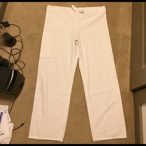 White Cherokee Scrub Pants - fit like large
