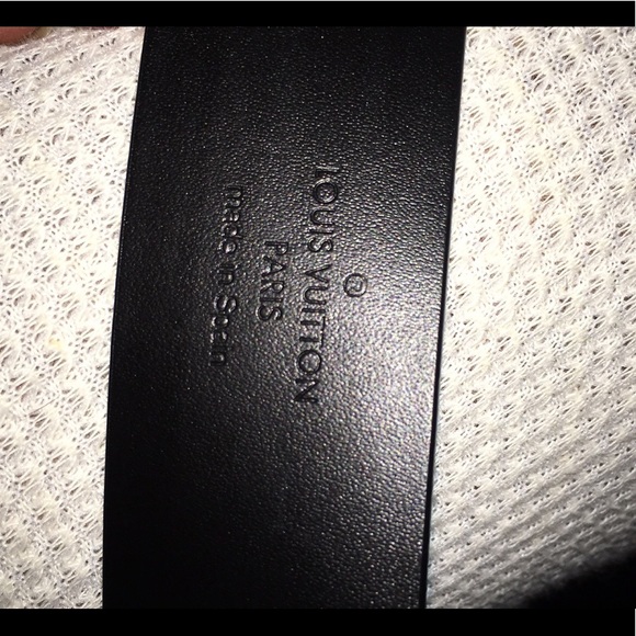 An authentic Louis Vittion belt. - Picture 2 of 2