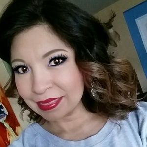 Meet your Posher, Priscilla