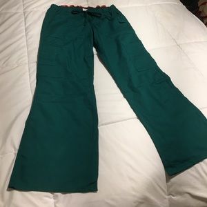 Dickies Hunter Green Small Petite scrub pants