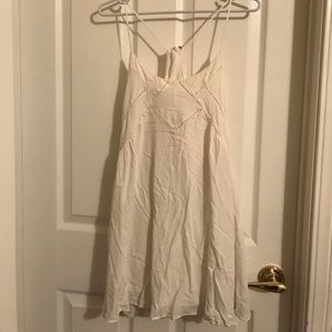 Lulu's white shift dress