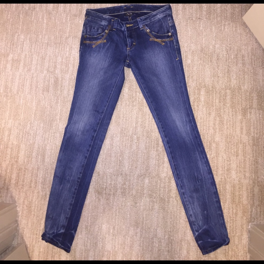 Armani Exchange skinny jeans size 2