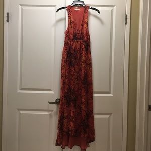 Nordstrom Hinge v-neck maxi dress