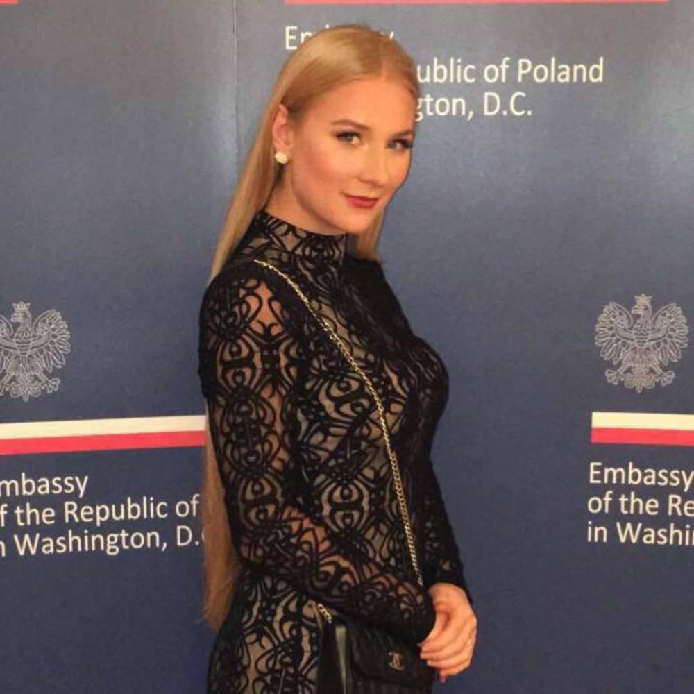 Meet your Posher, Ola