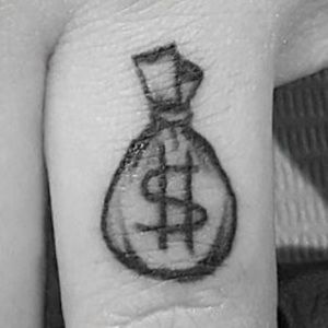 Meet your Posher, Dee