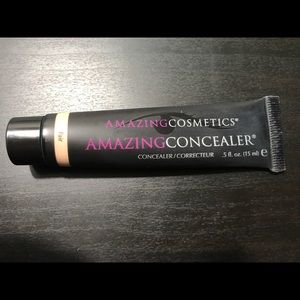 Amazing Cosmetics - Amazing Concealer in Fair