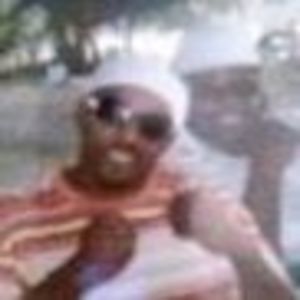 Meet your Posher, Derrell