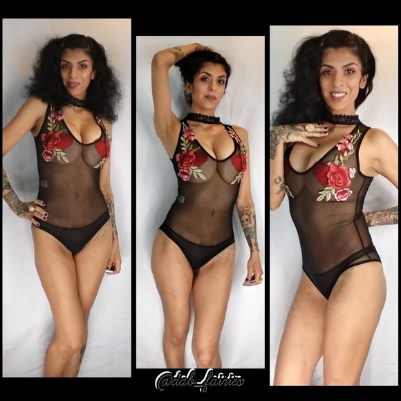 💄PRICE FIRM💄NWT sheer body suit w/choker💋 - Picture 2 of 4