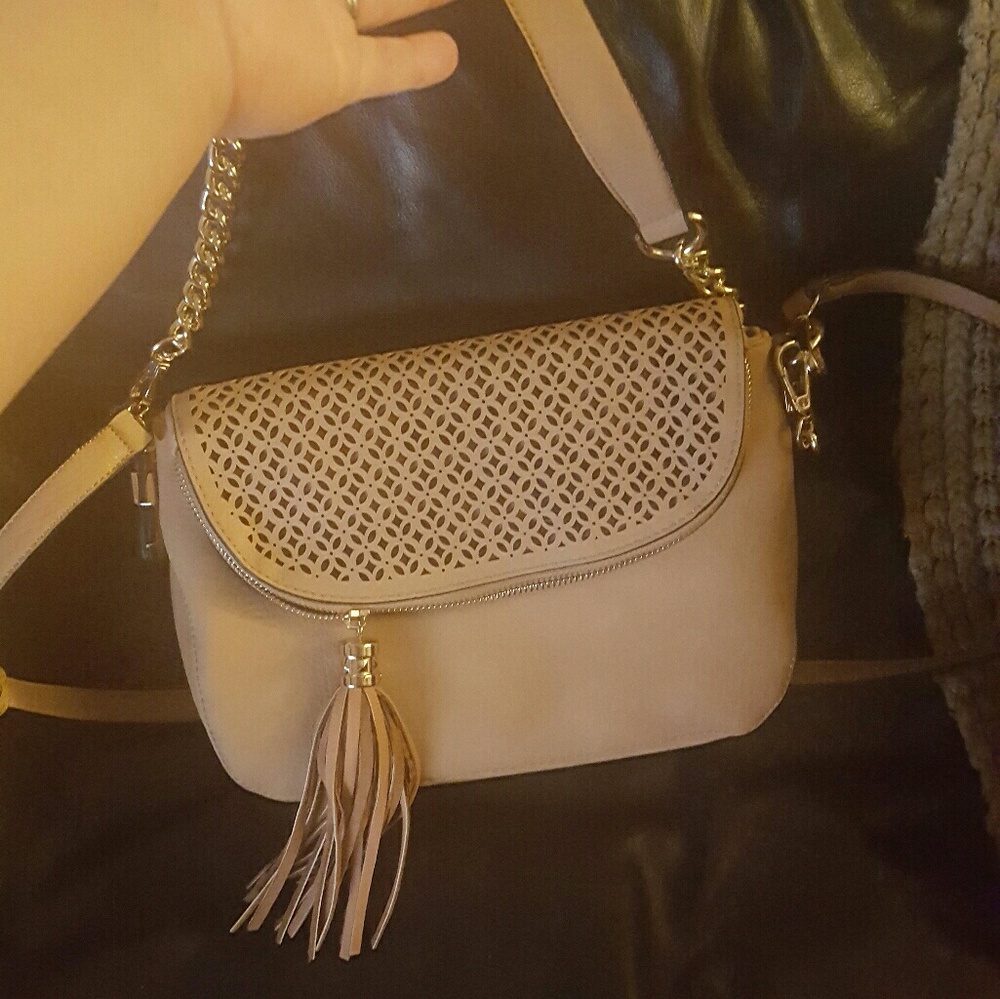 Small tan/blush satchel bag
