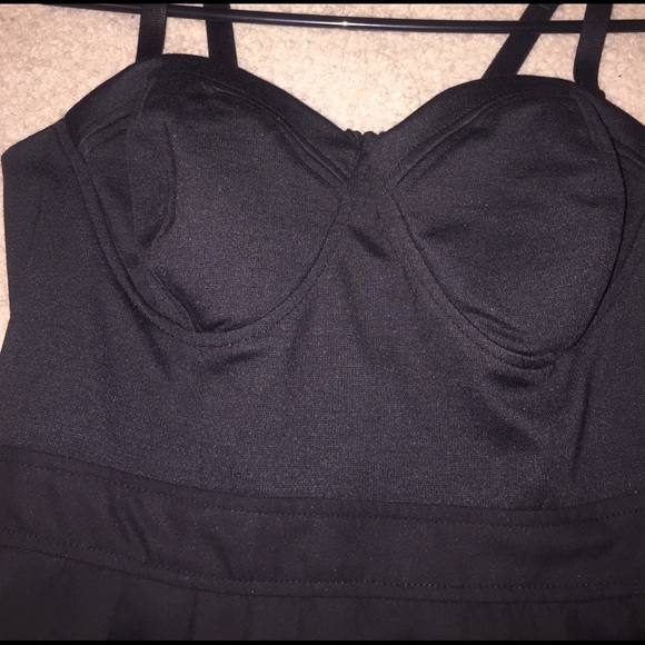 Dress - Picture 2 of 4