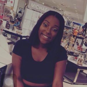 Meet your Posher, Lamonee