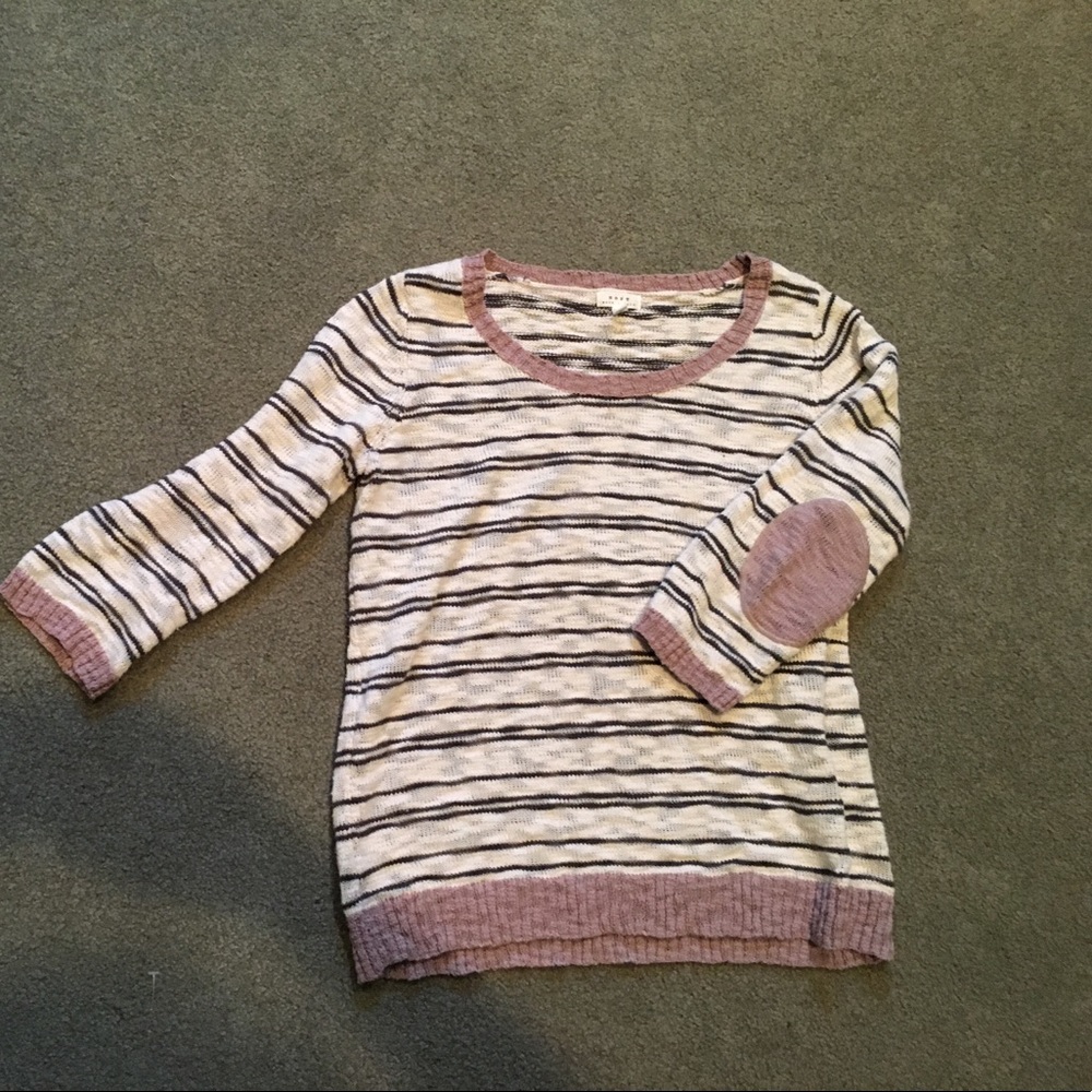 Light weight spring sweater