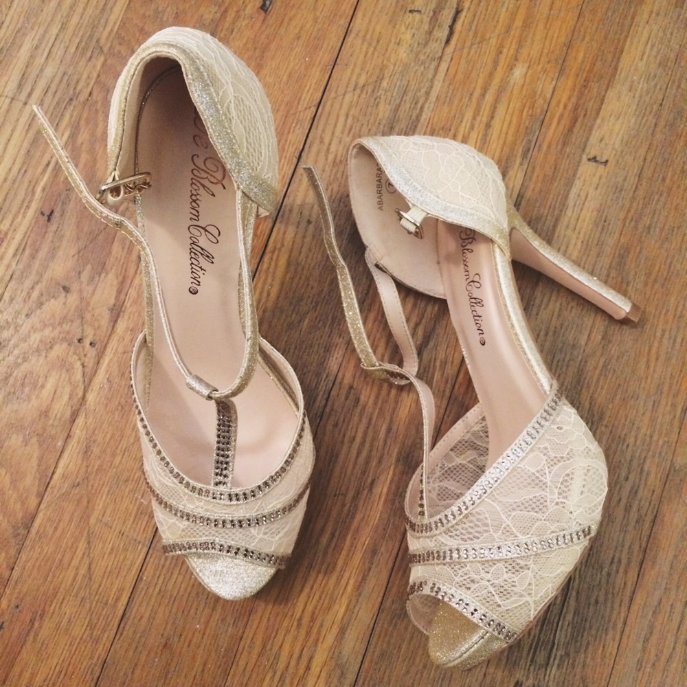 Brand new lace heels!