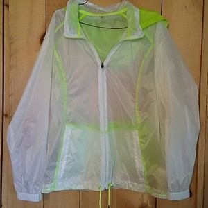 Light weight/ water resistant jacket