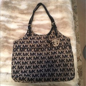 Michael Kors purse