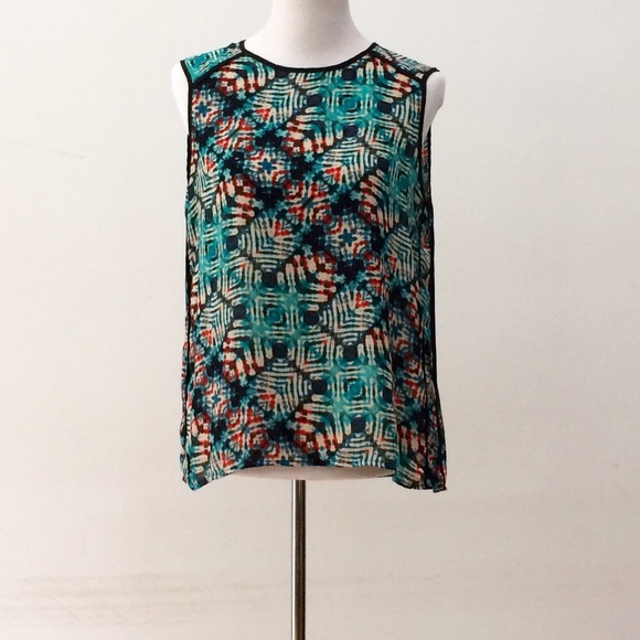 Forever 21 Tops - F21 Print Sleeveless Top Size M