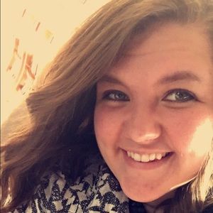 Meet your Posher, Carolyn