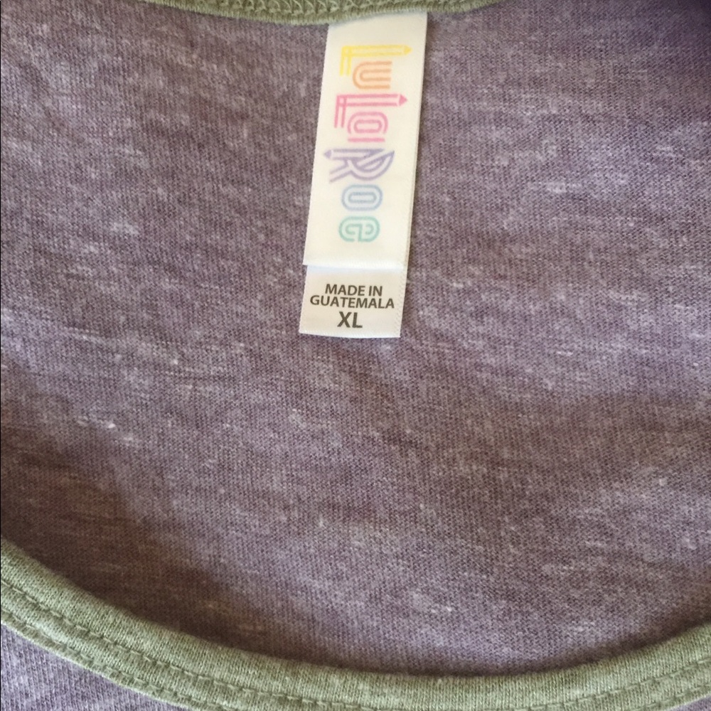 LuLaRoe XL Heathered Purple Classic T