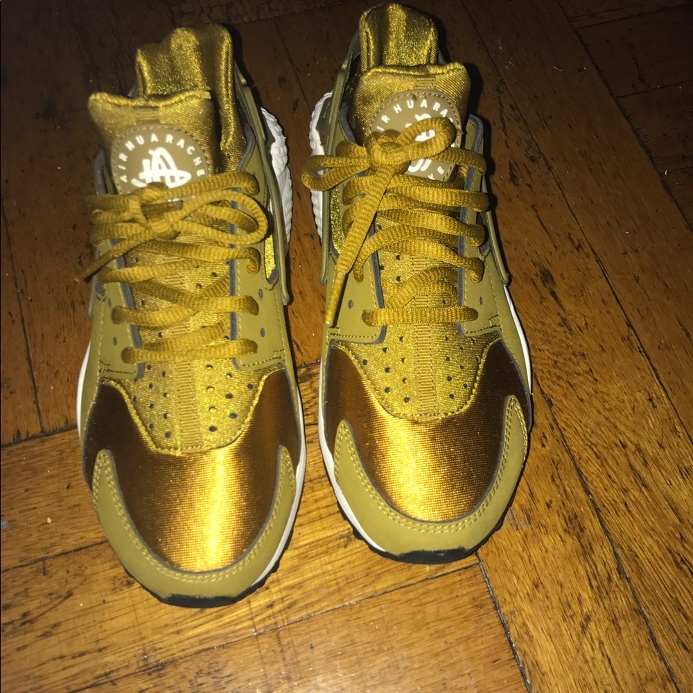 Huaraches.