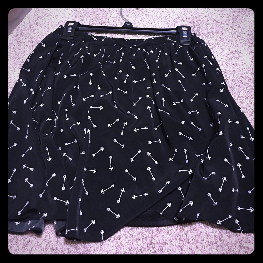 LC arrow skirt - size small