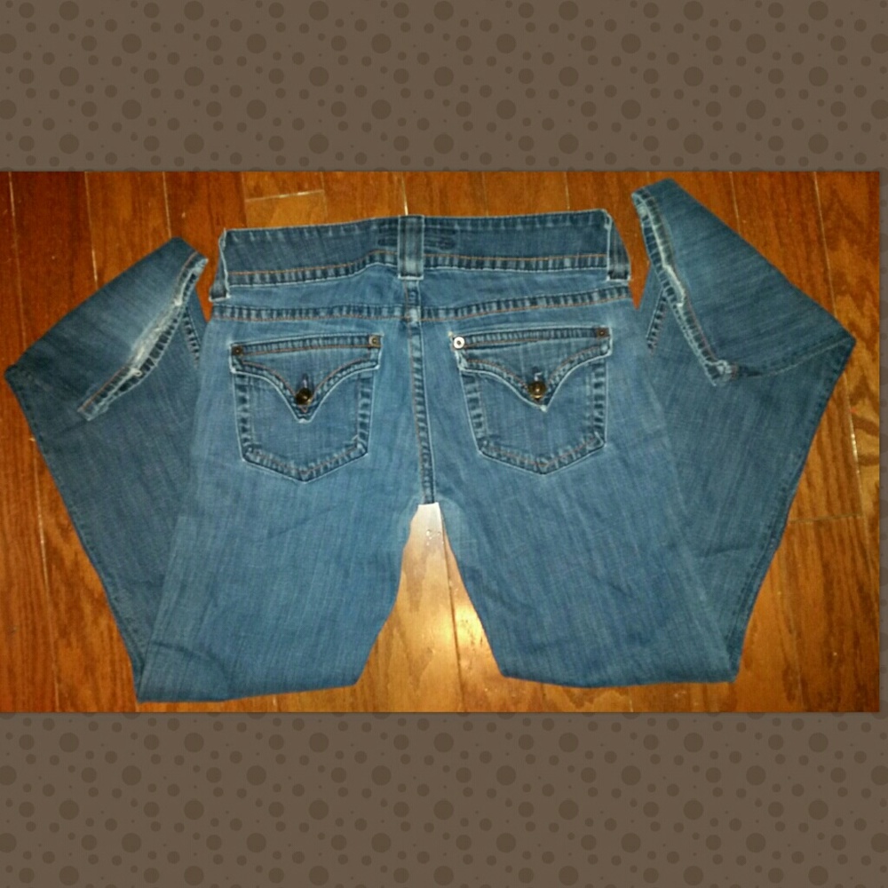 Hudson Petite Signature Bout Cut Jeans - Picture 4 of 8
