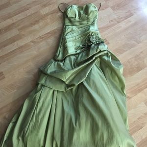 Be the most beautiful one there!