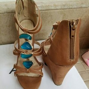 Nice Aldo wedges