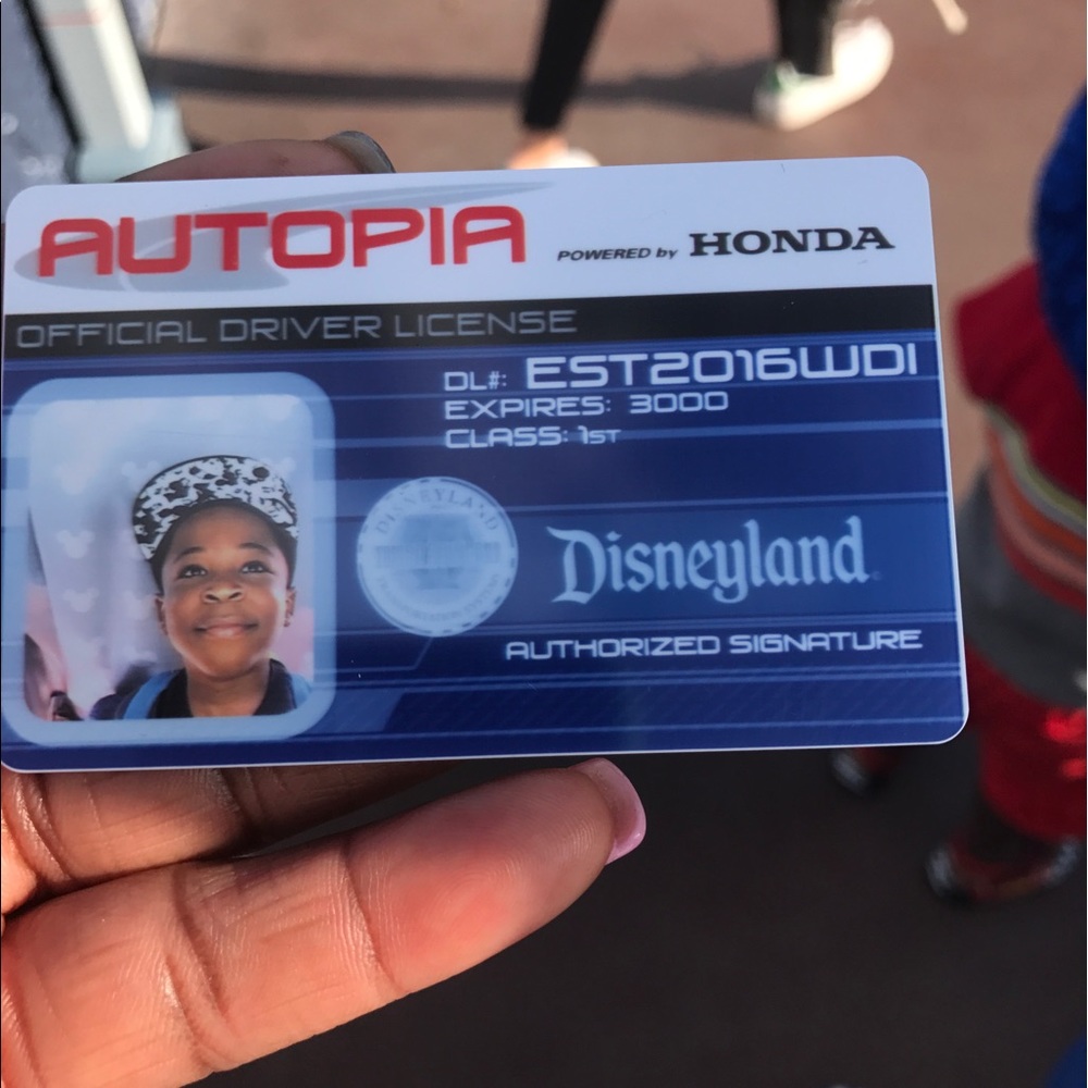 Meet your Posher, Danielle