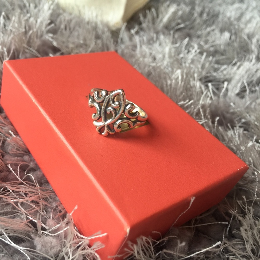 ❤️SALE❤️james Avery Faith fish ring 🙏🏻