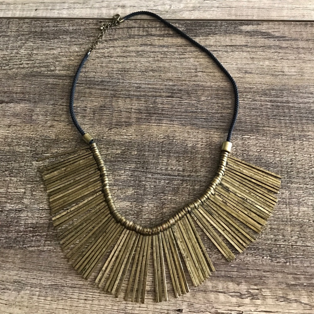 Statement Gold necklace