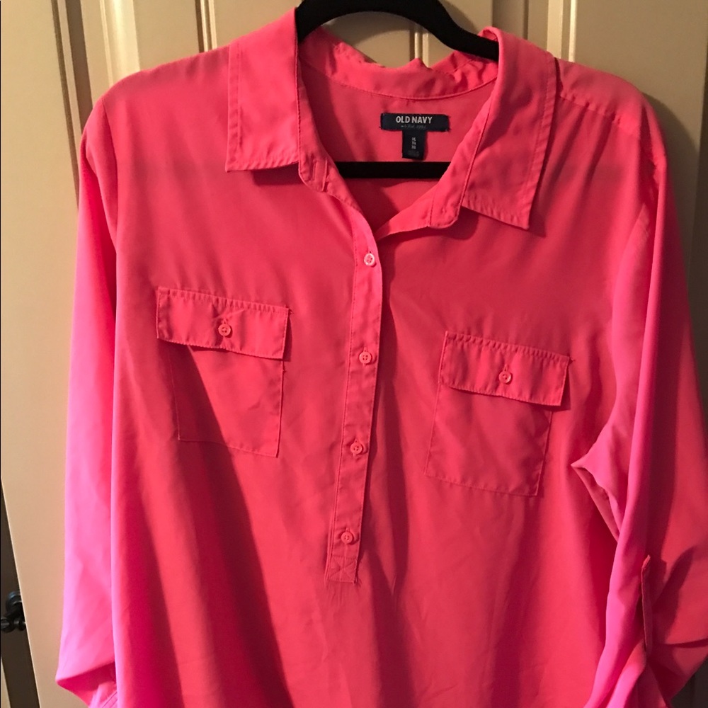 Old Navy hot pink blouse