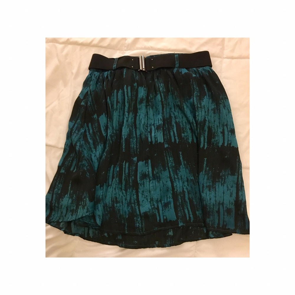 NWT Black and Teal belted skirt size Medium ESLEY