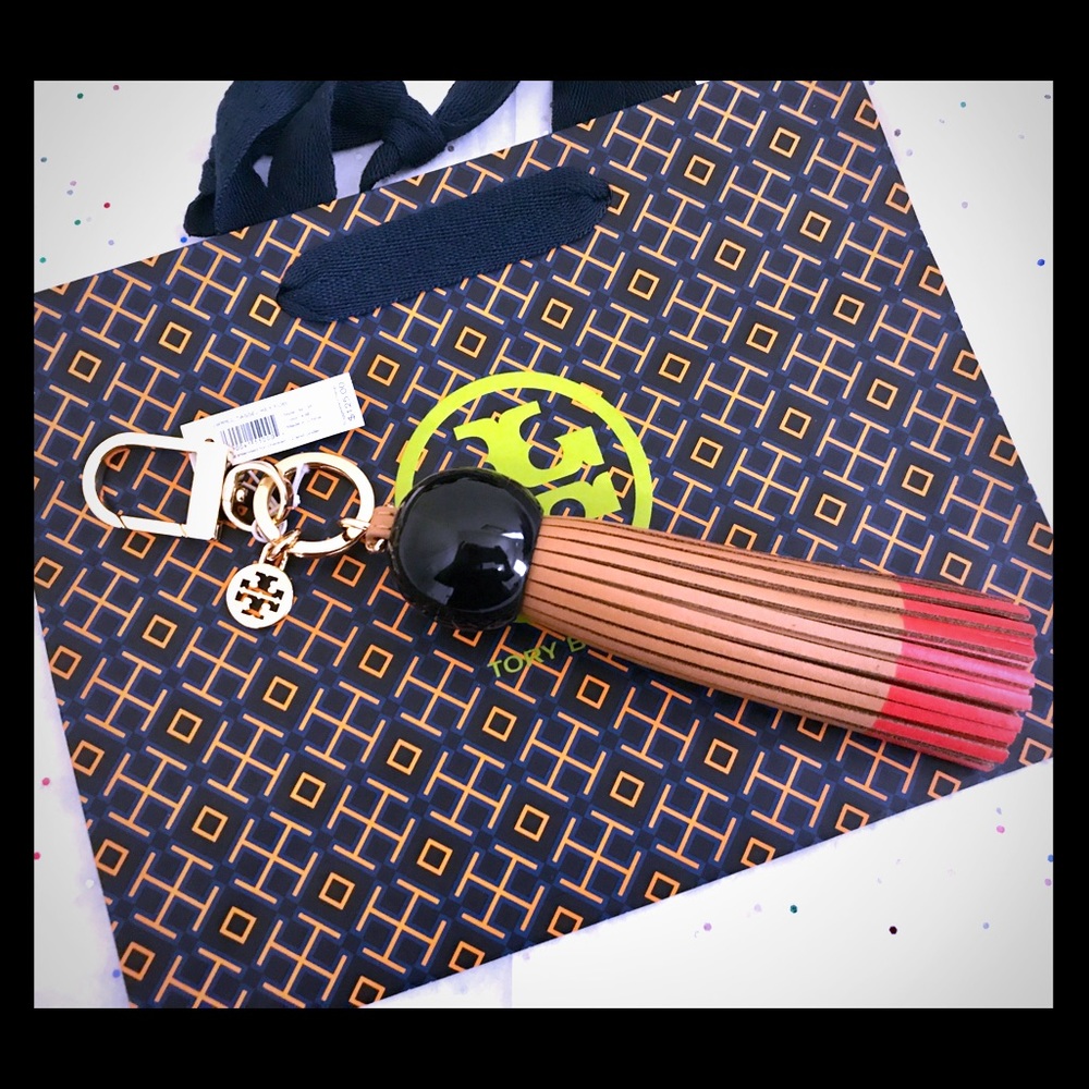 💕💕🎉Host Pick🎉Tory Burch Dipped Tassel Key Fob