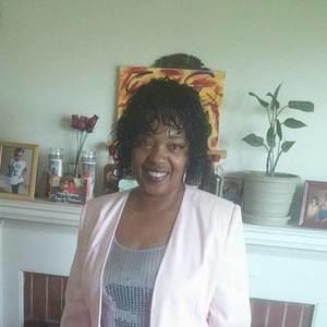 Meet your Posher, Derecka