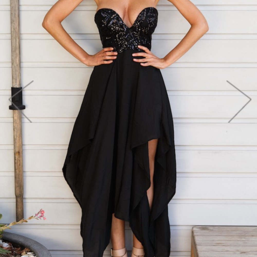 Black formal dress - Picture 2 of 4