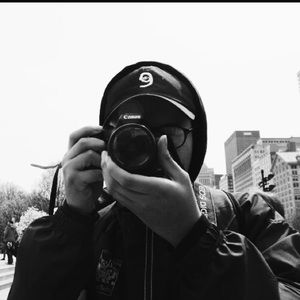 Meet your Posher, Dennis