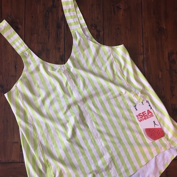 Lululemon Seawheeze Singlet - Picture 2 of 7