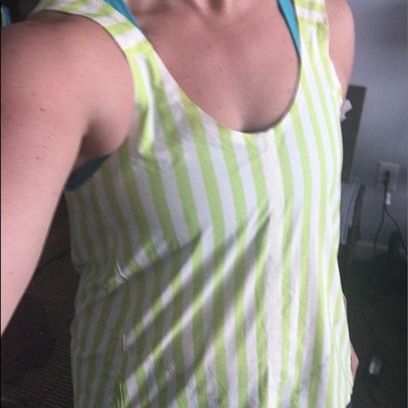 Lululemon Seawheeze Singlet - Picture 7 of 7