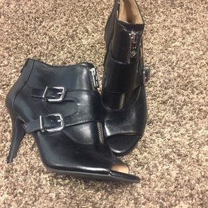 Antonio Melani booties size 7.5