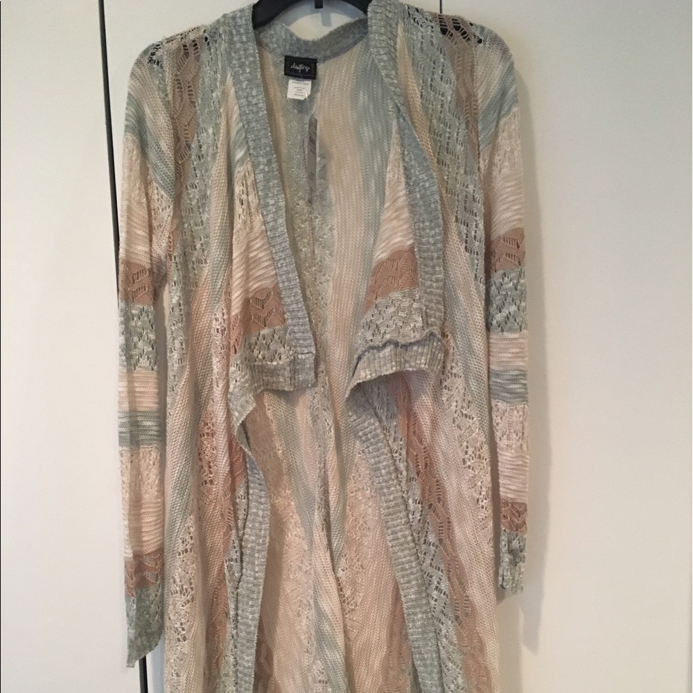 Buckle Daytrip Cardigan
