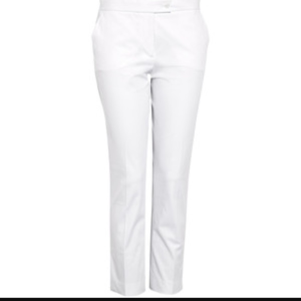Joseph Cropped white trousers. Fitted. Size 4